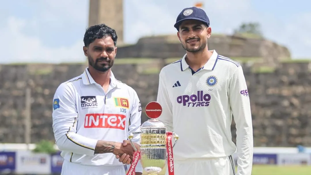 गॉल टेस्ट में बड़ा ड्रामा! श्रीलंकाई गेंदबाज से टकराकर गिरे यशस्वी जायसवाल, फिर गंवाना पड़ा विकेट, VIDEO